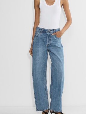 Denim Forum Barrel Leg Jeans in Medium Blue